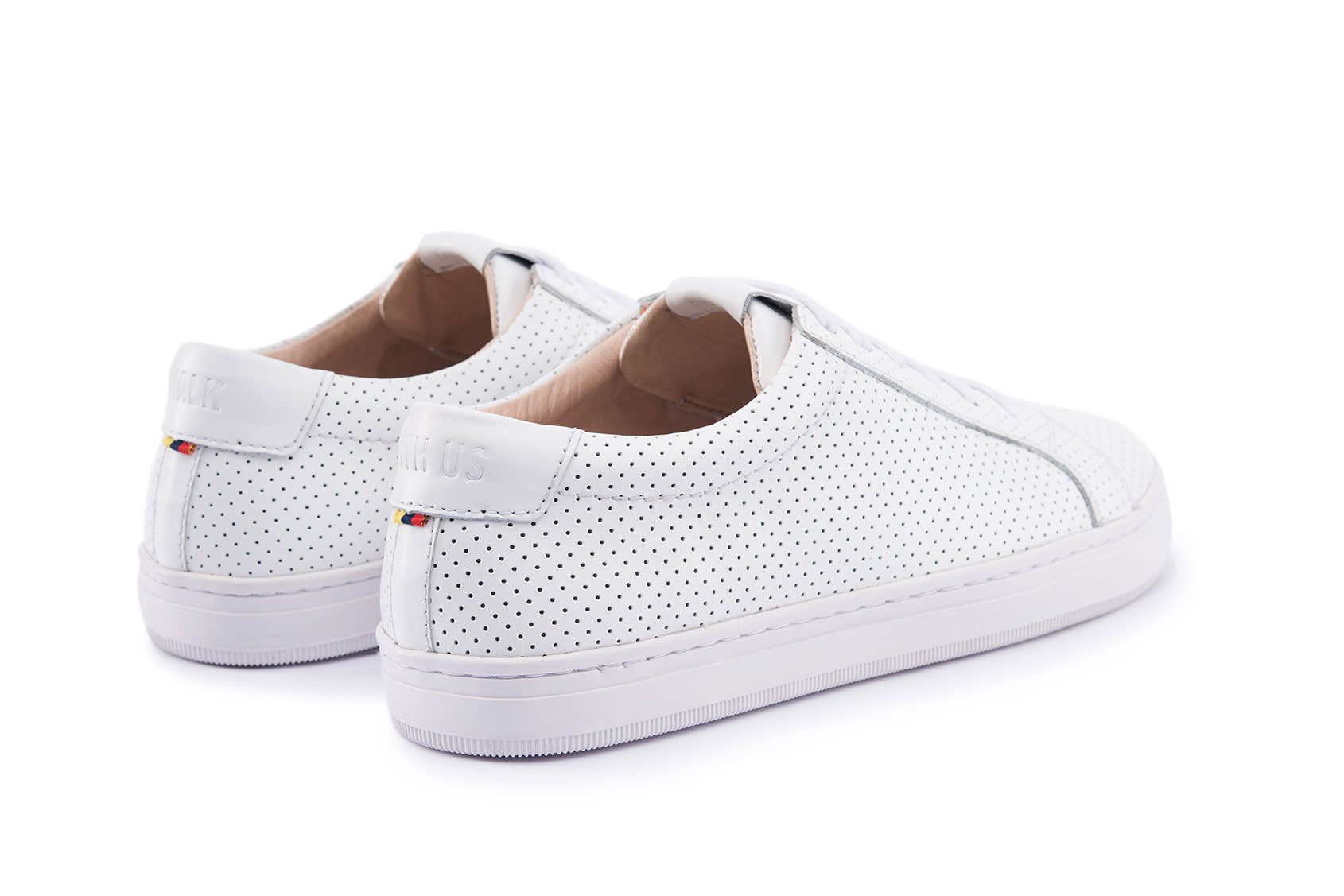 Syou co l03 all white leather dot walk with us